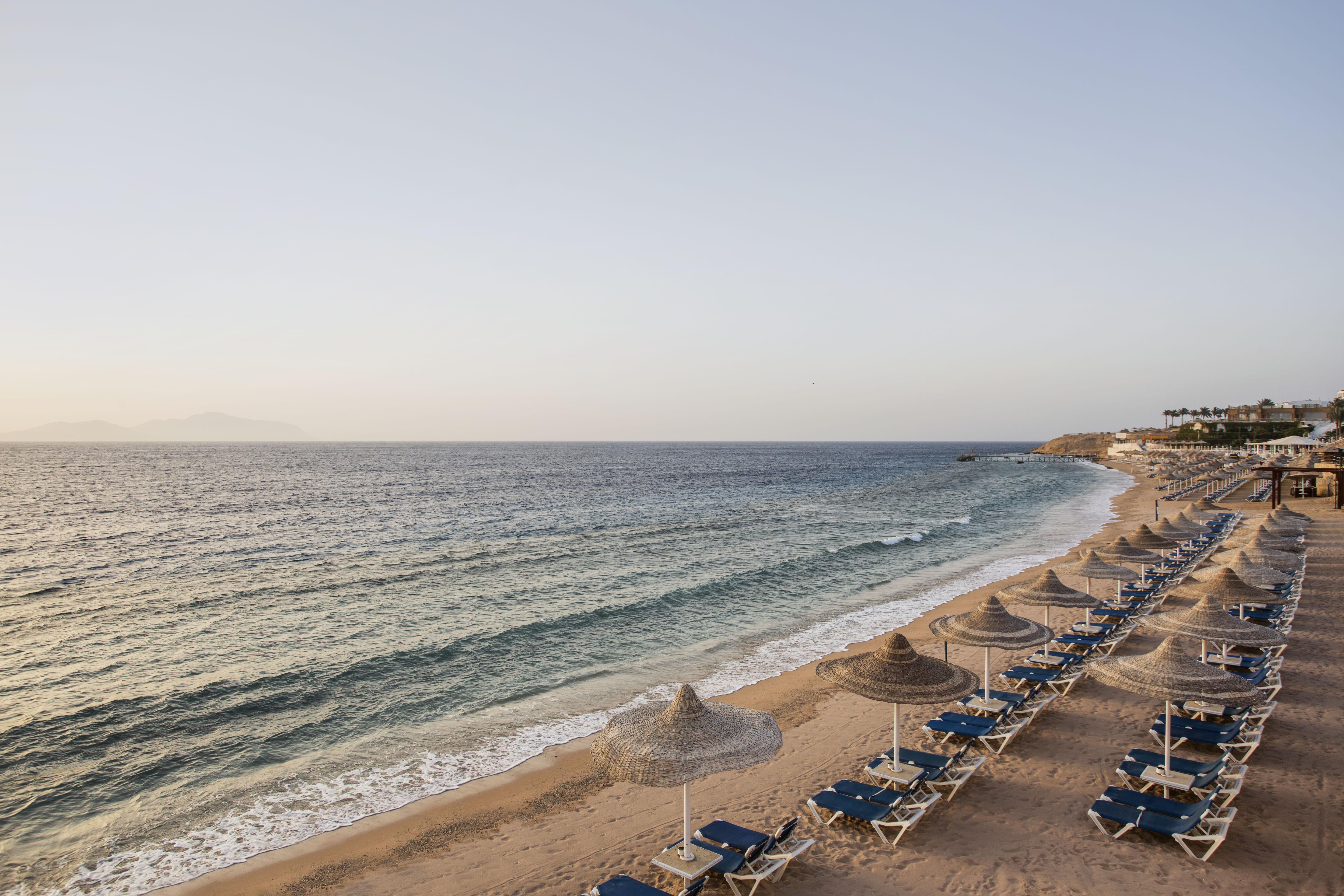 スルタン ガーデンズ リゾート シャルム・エル・シェイク エクステリア 写真 A beach in Hurghada