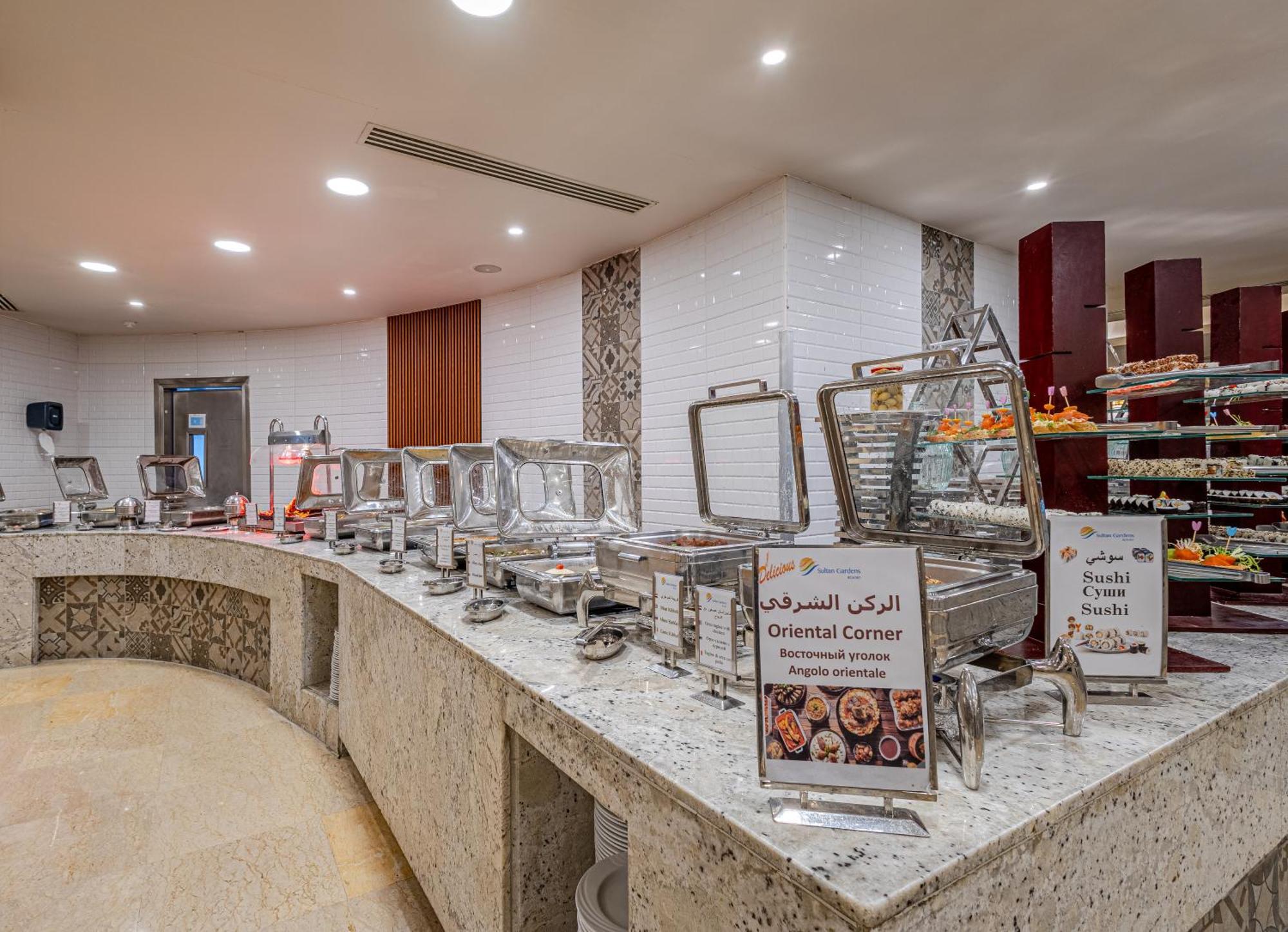 スルタン ガーデンズ リゾート シャルム・エル・シェイク エクステリア 写真 Buffet at a hotel